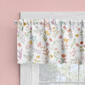 Cottage Garden Floral Window Valance: Country Farmhouse Decor
