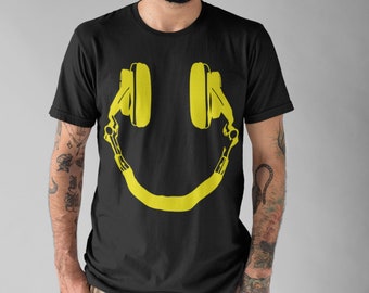 Smile Headphones T-Shirt, DJ Shirt, DeeJay Shirt, Gift for DJ's, Music Lovers, Smile Face Shirt, Funny T-Shirt, Happy Face Shirt, Music Gift