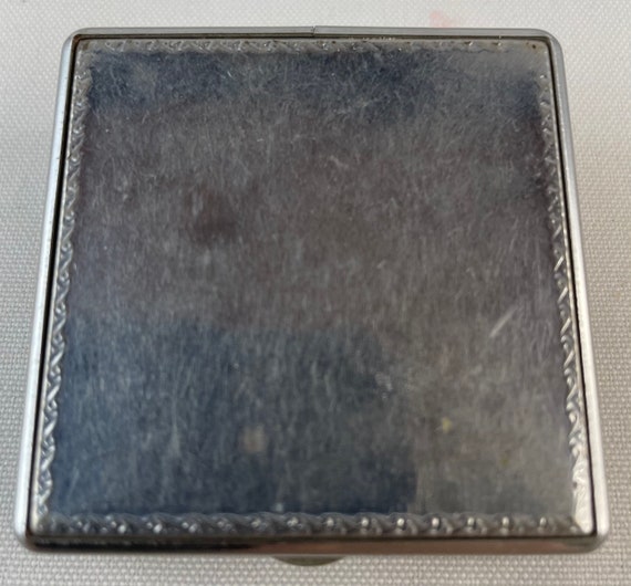 Art Deco Square Silvertone Compact Depicting the … - image 2