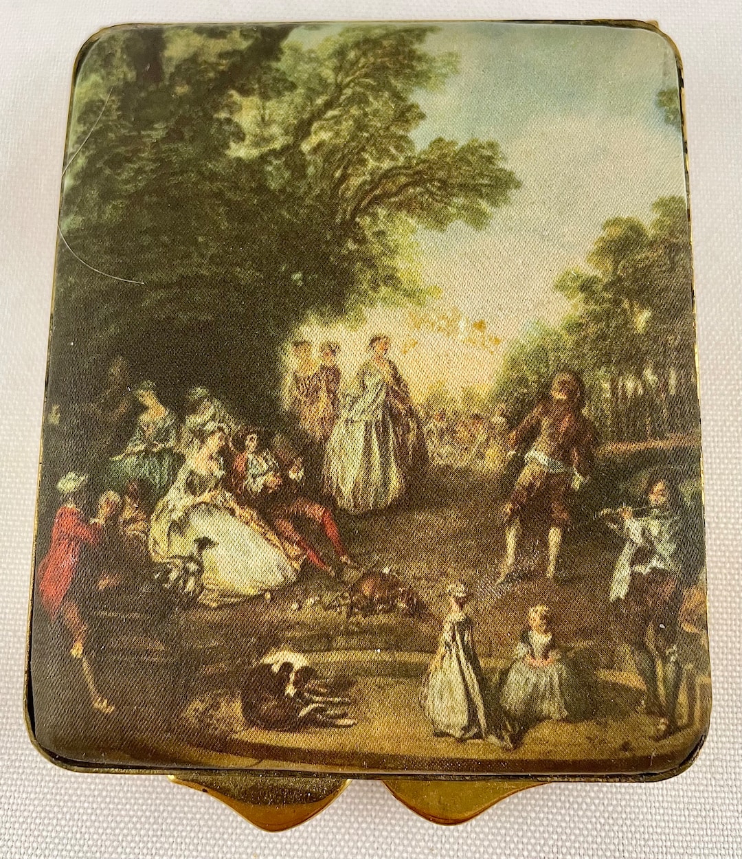 Vintage Vinyl Fabric Rectangular Compact With Goldtone Frame Depicting