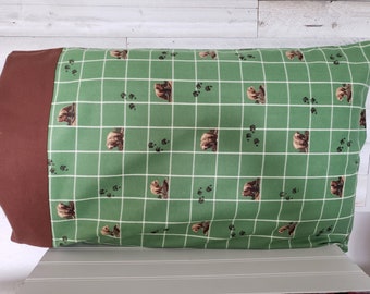 Grizzly Bear Flannel Pillowcase, Standard Size, Fully Sewn-In Brown Accent Trim