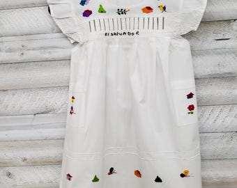 El Salvador Girls Embroidered White Cotton Dress Size 6 Folk Art Pockets Flutter Sleeves