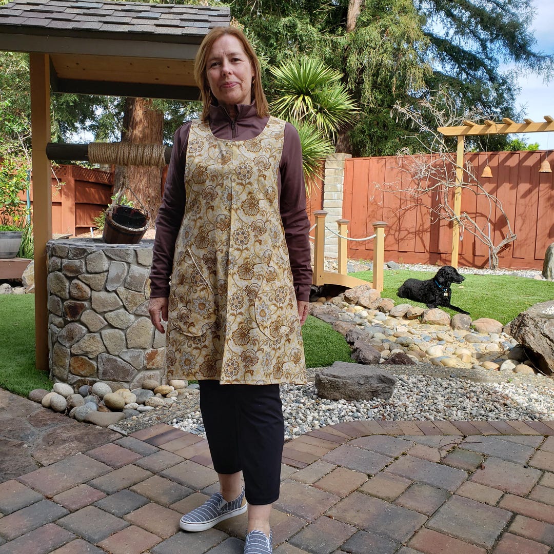 Japanese Style Apron, Vintage Paisley Floral Print Warm Tan, Cream, and ...