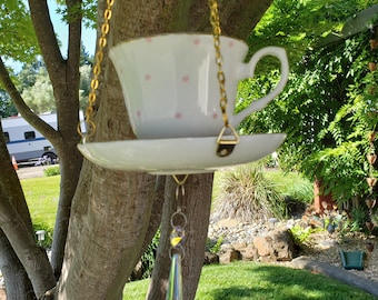 Bee & Pink Polka Dot Teacup Bird Feeder – Garden Decor