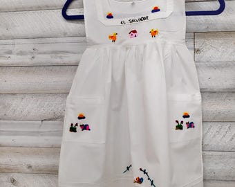El Salvador Girls Embroidered White Cotton Dress Size 6 Folk Art Pockets, Sleeveless