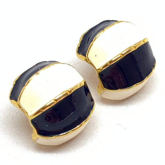 Vintage Gold plated half enamel half hoop stud ea