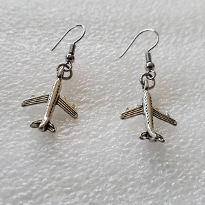 Airplane Silver Charm Earrings - Flight Attendant , airline attendant, Airlines airman, Stewardess gift ideas