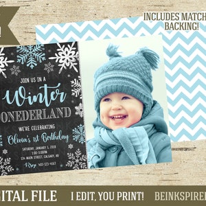 Blauw en zilver Glitter Winter Wonderland Party Invite - Afdrukbaar DIGITAAL BESTAND - Gepersonaliseerde eerste verjaardag ONEderland Uitnodiging