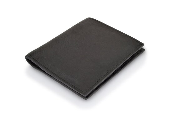 Woodland Leather Black 8 Credit Card Slot RFID Bi Fold Wallet