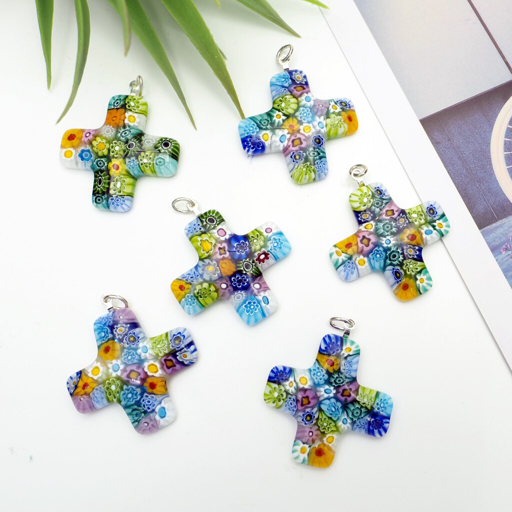 GlassOfVenice Pendente Croce Millefiori Multicolor – Autentico Vetro Di Murano Fatto A Mano