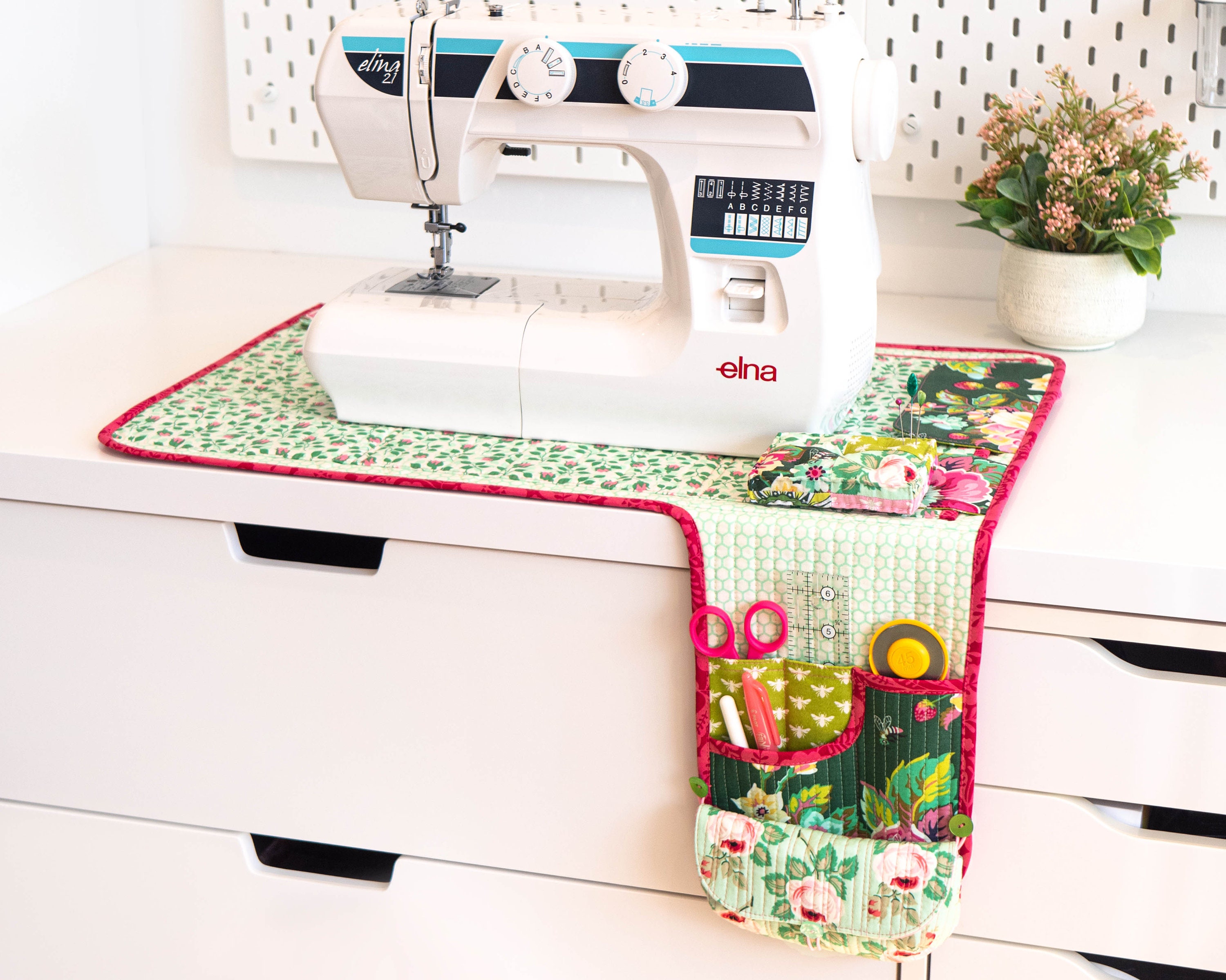 Sofa Sewing Station: PDF Sewing Pattern Digital Download 