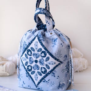 Patrón en PDF para bolso tipo cubo Blithe con cordón ajustable