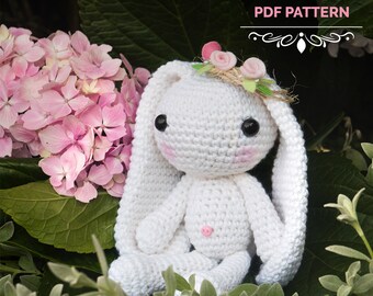 Amigurumi Hase - Wynne the Bunny - Softie Schnittmuster Hase mit Blumenkranz