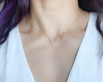 V shop choker necklace