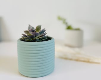 Handmade Concrete Tessa Planter: Ribbed Minimalist Indoor Plant Pot