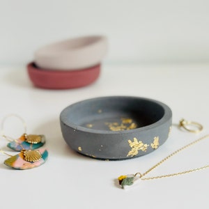Concrete Mini Bowl | Home Decor | Jewelry Holder | Concrete Decor