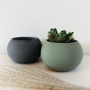 Concrete Spherical Planter | Plant Pot | Minimalist Planter | Indoor Planter