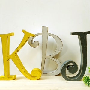 Letras de madera personalizadas, letras cursivas de madera independientes, nombre de decoración de guardería, letras personalizadas, letras de madera personalizadas independientes
