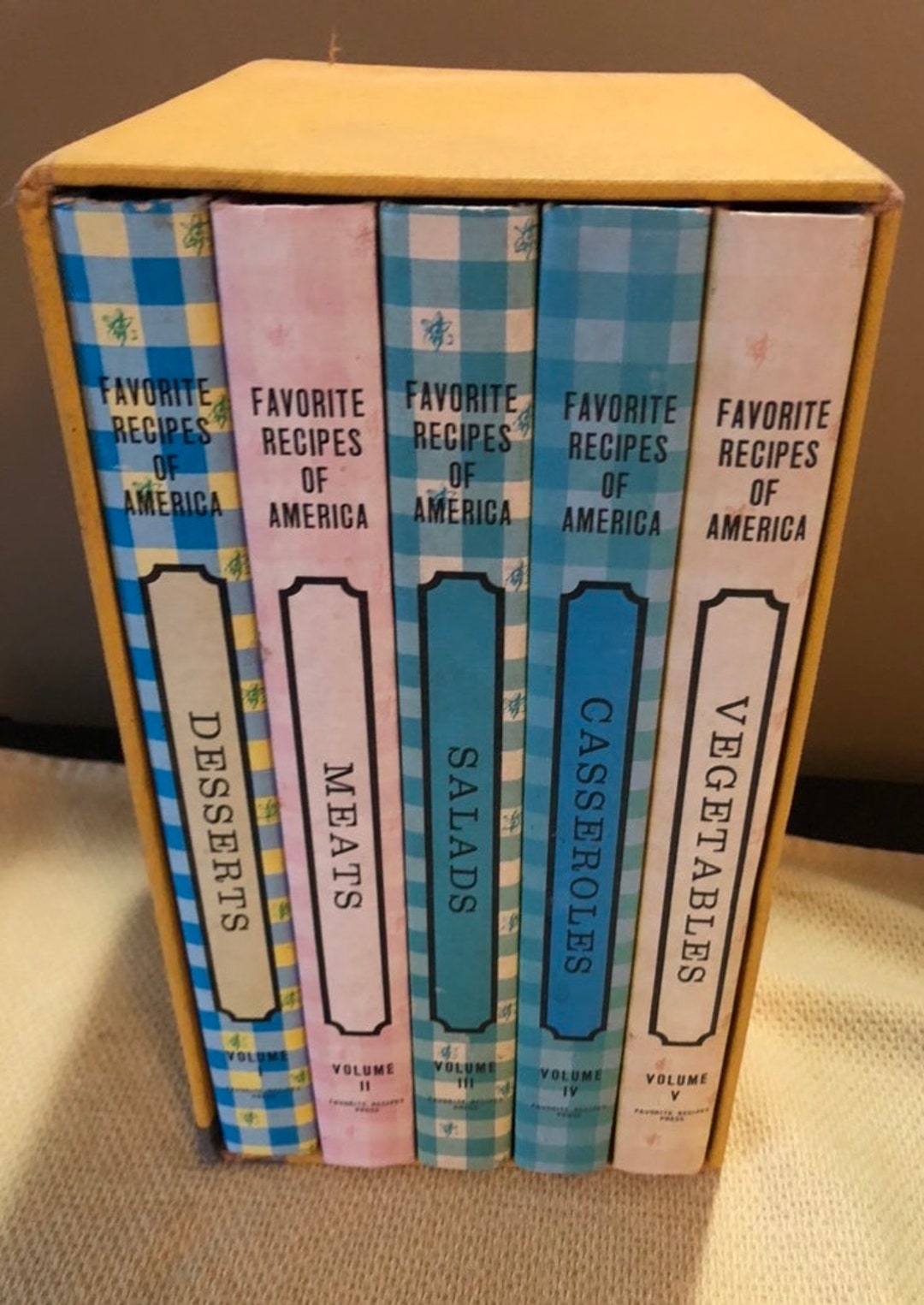 Vintage favorite Recipes of America Cookbook Collection, Five Volume