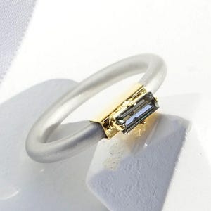 Grijze stenen ring, siliconen ringen, steen, grijze rubberen ringen, uniek, smaragd geslepen ringen, dunne siliconen ring, siliconen ring