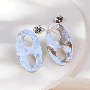 Oval silver Earrings, Silver Disc Earrings, Silver Modernist Earrings, Statement Earrings, Geometric, Modern, Oval Post Earring