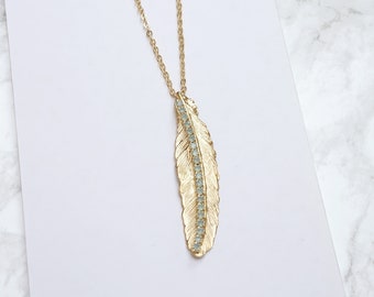 Collana con ciondolo per donna, collana in foglia d'oro, collane delicate, collana con piuma d'oro, ciondolo in piombo d'oro, collana di cristallo per donna