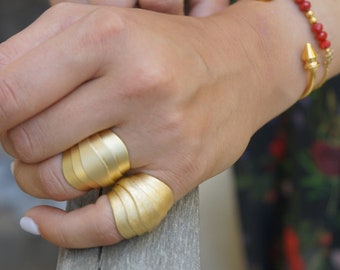 Chunky Ring For Women, Wide Gold Ring, Wide Band Ring, Statement Ring, Modern Ring, Large Ring, Big Cocktail Ring, Modernist Rings For Women