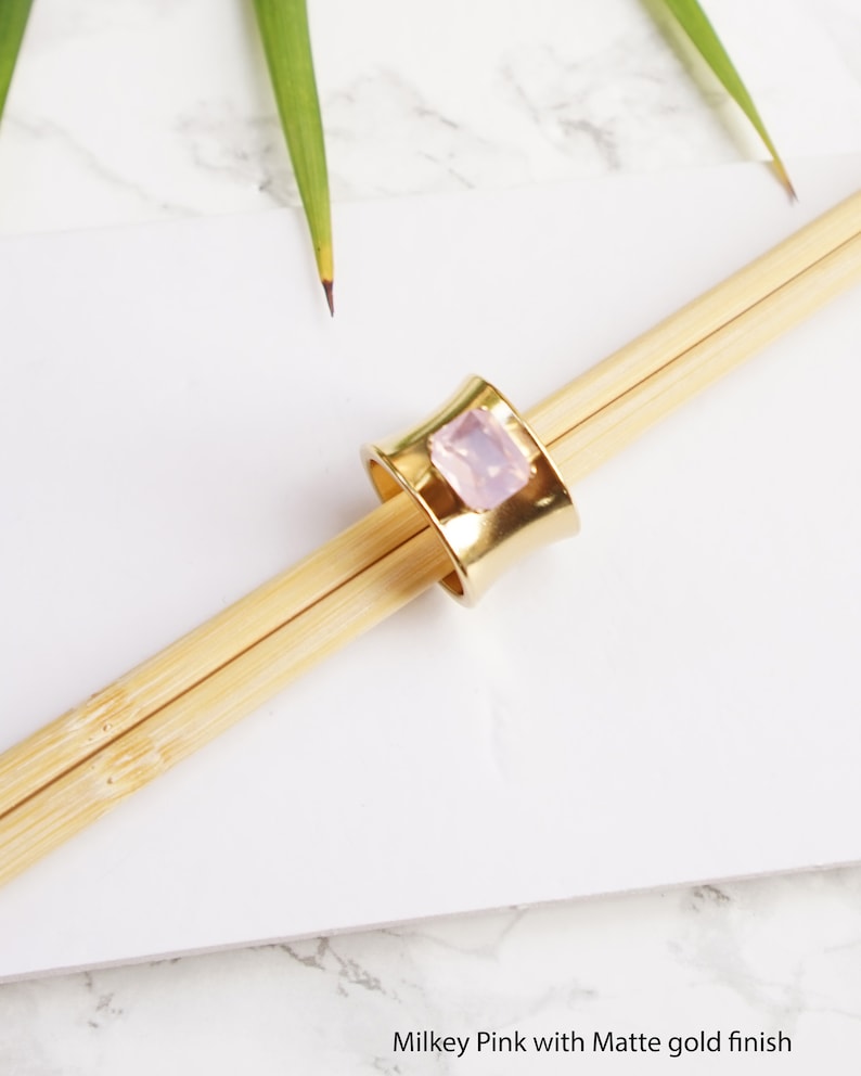 Unique Rings For Women Wide Band Rings For Women Big Rings Modern Rings For Woman Black Stone Rings Thick Gold Ring Gold Chunky Ring