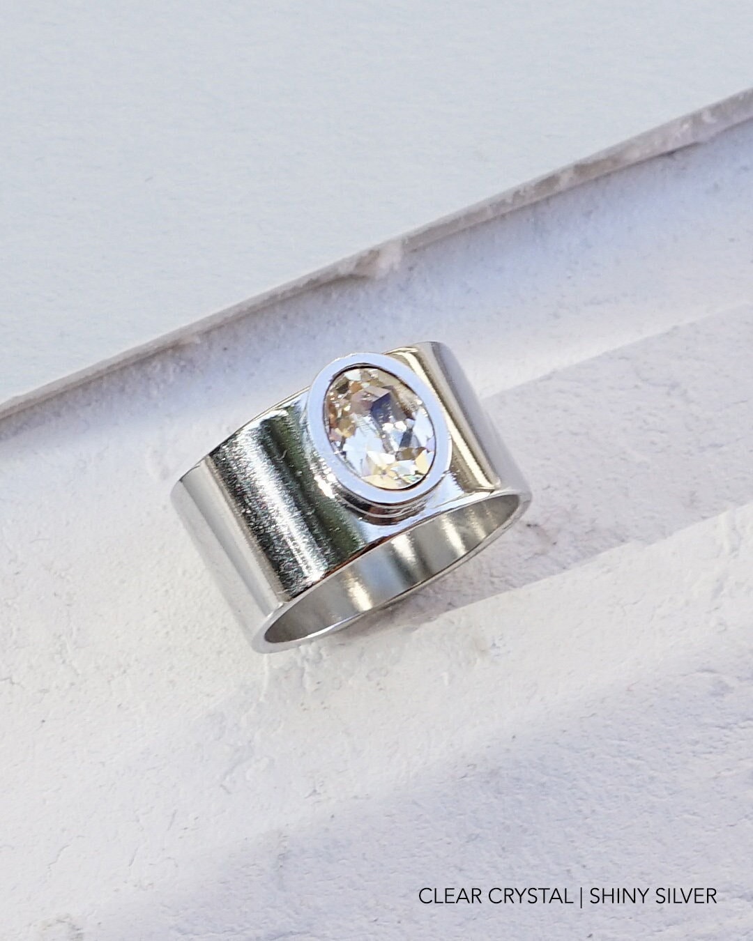 il_1080xN.3435635808_9dfi.jpg Classic Clear Crystal set of rings Silver main image 0