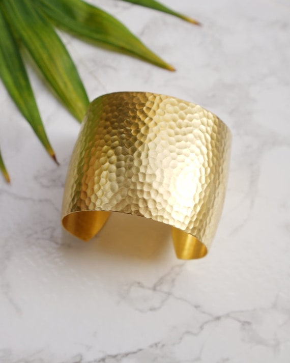 14k Yellow Gold Wide Flat Cuff Bracelet (B471) - Summit Jewelers | 7821 Big  Bend Blvd. | Webster Groves, MO | 63119 | 314.962.1400