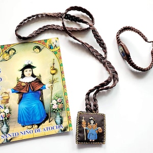 Novena del Santo Niño de Atocha con pulcera y escapulario set