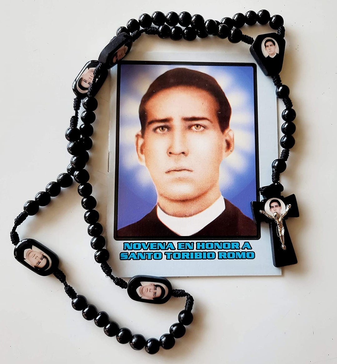 Novena En Honor A Santo Toribio Romo Y Rosario De Madera Etsy