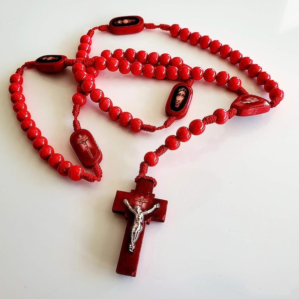 Most Precious Blood of Christ Red Wood Rosary. Sangre de Cristo Rosario de Madera