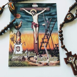 Libro Novena al Senor Justo Juez con Rosario de Madera Hecho a Mano immagine 2