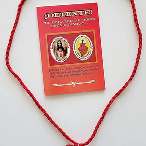 Escapulario del Sagrado Corazon de Jesucristo Y Libro de Rezo&quot;Detente El Corazon de Jesus Esta Conmigo&quot;