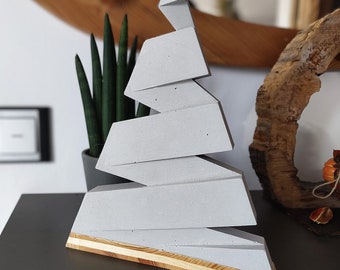 Weihnachts Deko Tannenbaum aus Beton und Holz - Elegant und Zeitlos im Design