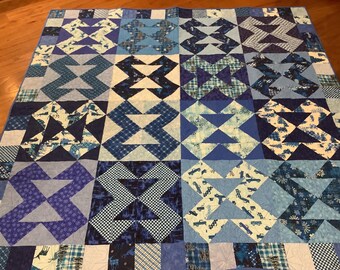 Edredón azul navideño