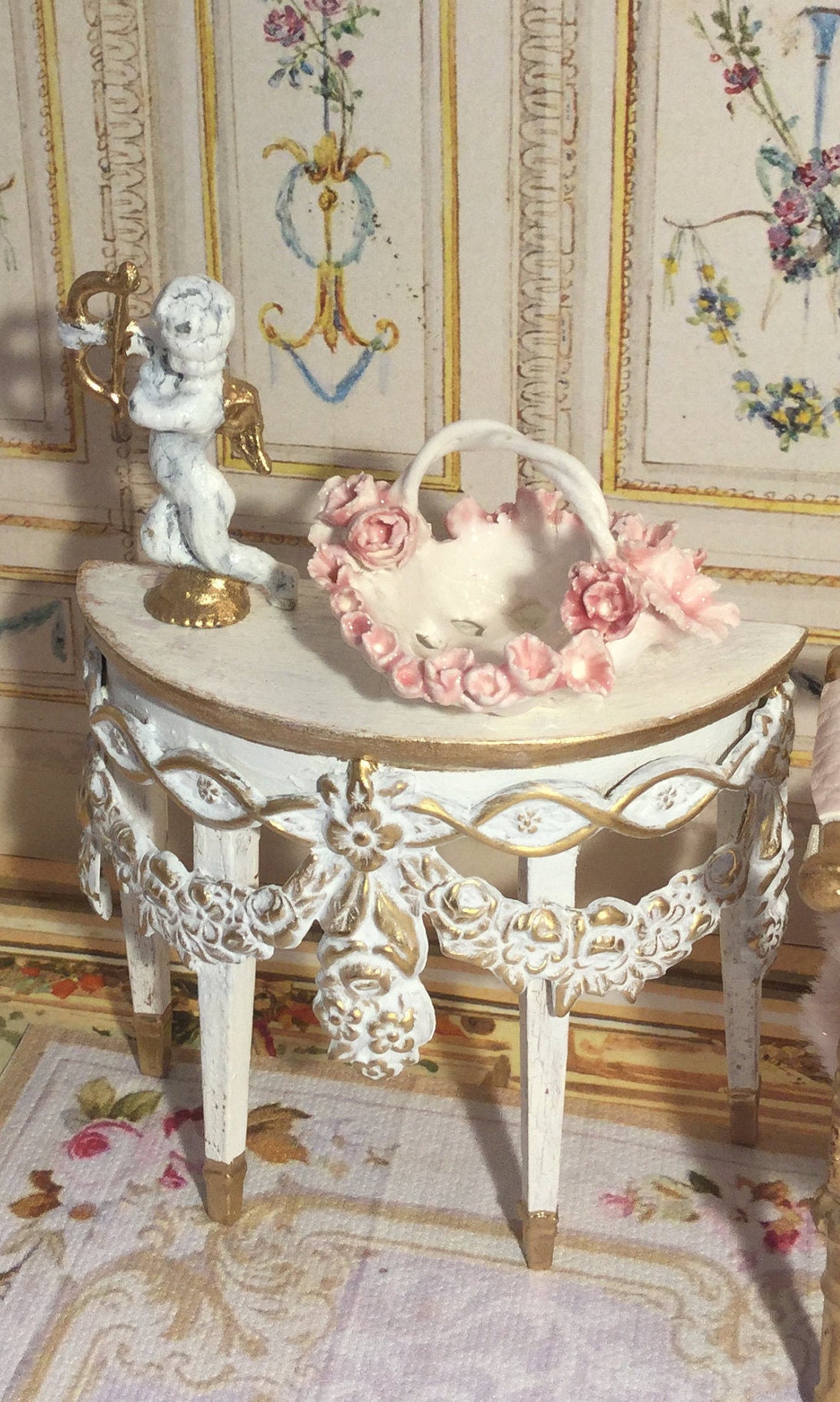 Dollhouse Miniatures Artisan Porcelain Sculpture Basket with Pink Roses