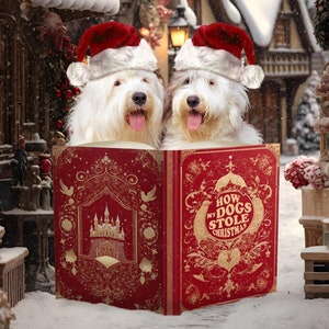 Puede incluir: Dos perros blancos y esponjosos con gorros de Papá Noel asoman por encima de un libro rojo con detalles dorados. El título del libro es "How My Dogs Stole Christmas".