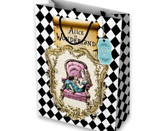 ALICE IN WONDERLAND Printable Bag, Wonderland Party Favors, Alice in Wonderland Party Decorations, Black White Checkered Party Bag