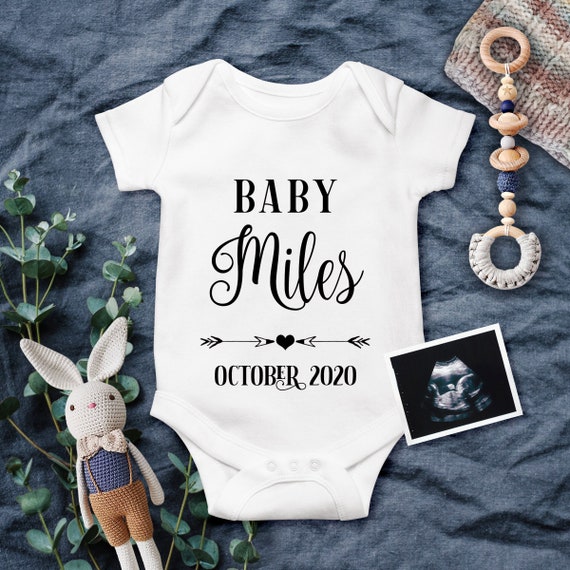 birth announcement social media