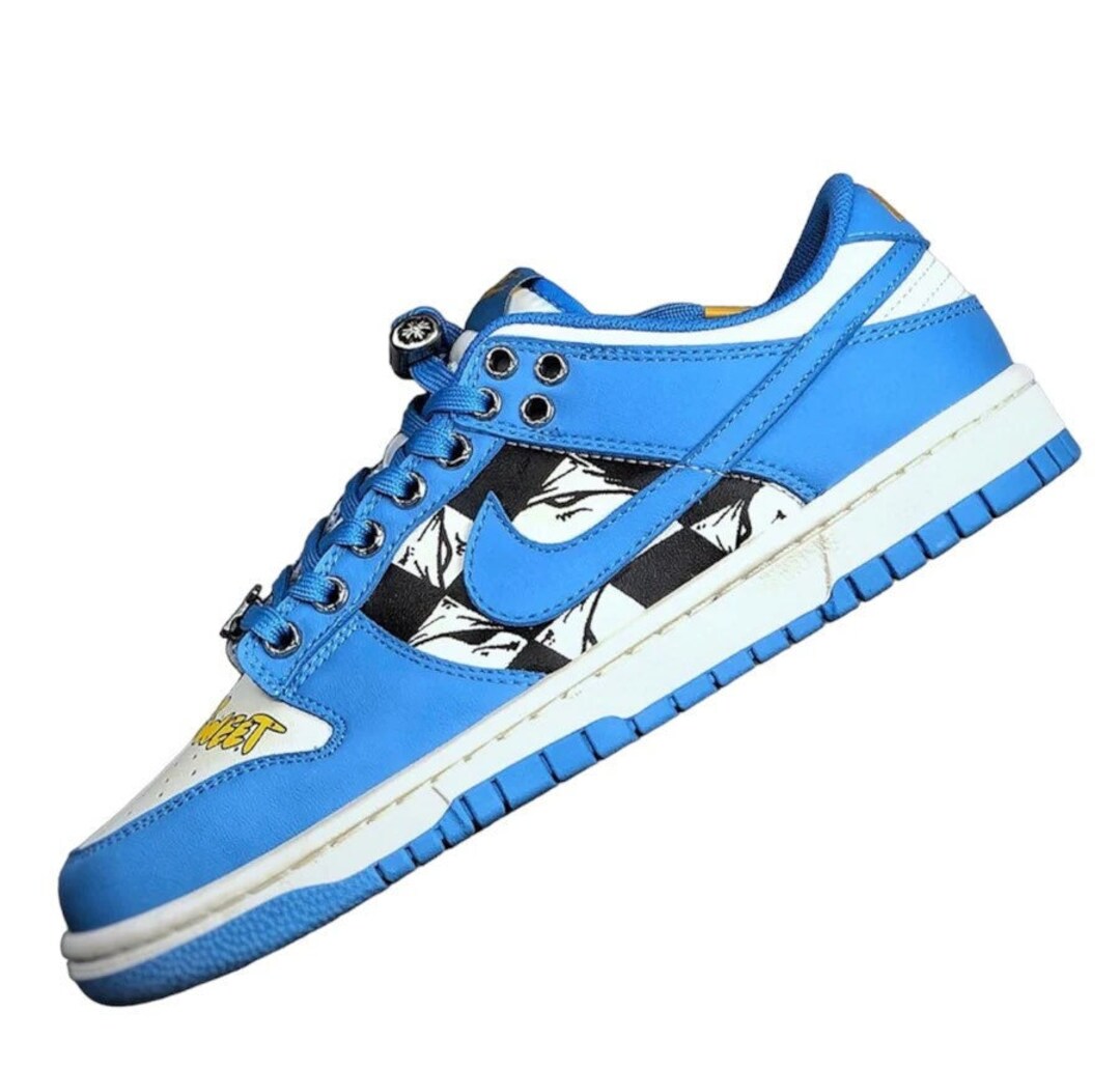 exclusive dunks