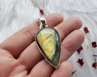 Yellow Labradorite necklace, flashy Labradorite pendant