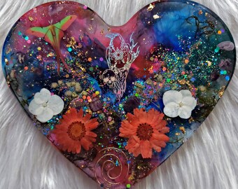 Resin Orgone heart centerpiece, resin heart plate, candle holder plate, crystal charging plate