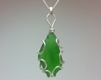 Large Green Sea Glass Pendant, Sea Glass Jewelry, Green Sea Glass Sterling Silver Pendant, Green Sea Glass Necklace, Handmade Jewelry