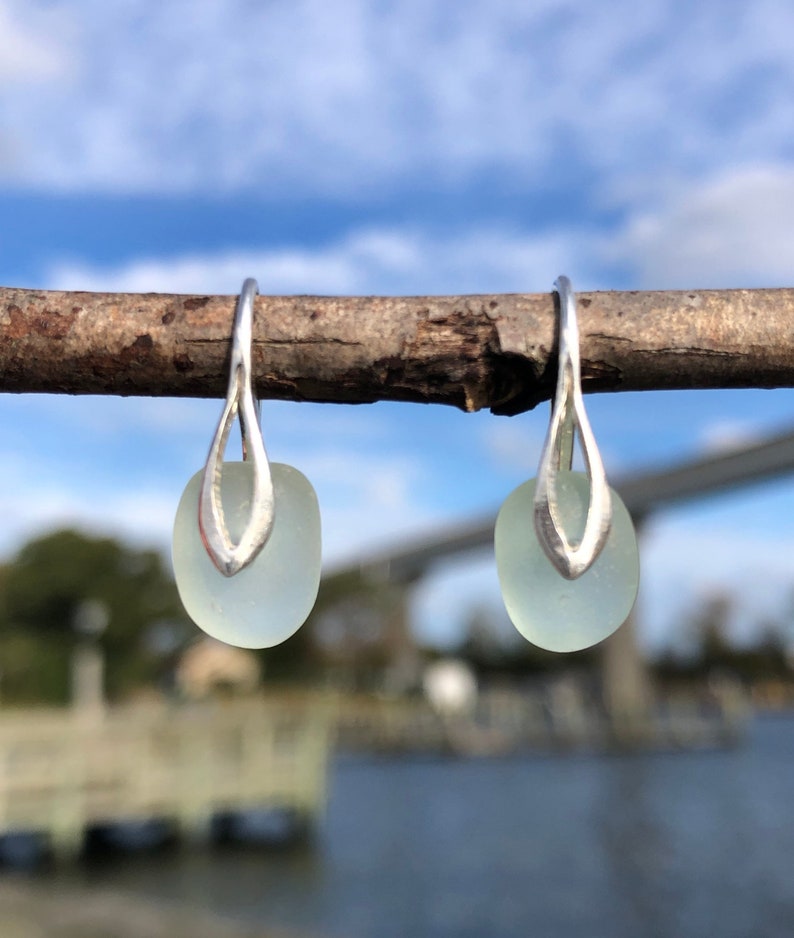 Sea Glass Earrings, 6 Colors Beach Glass Sterling Silver Earrings, Sea Glass Jewelry, Birthday gifts, Bridesmaids Gifts, Simple earrings Sea Foam