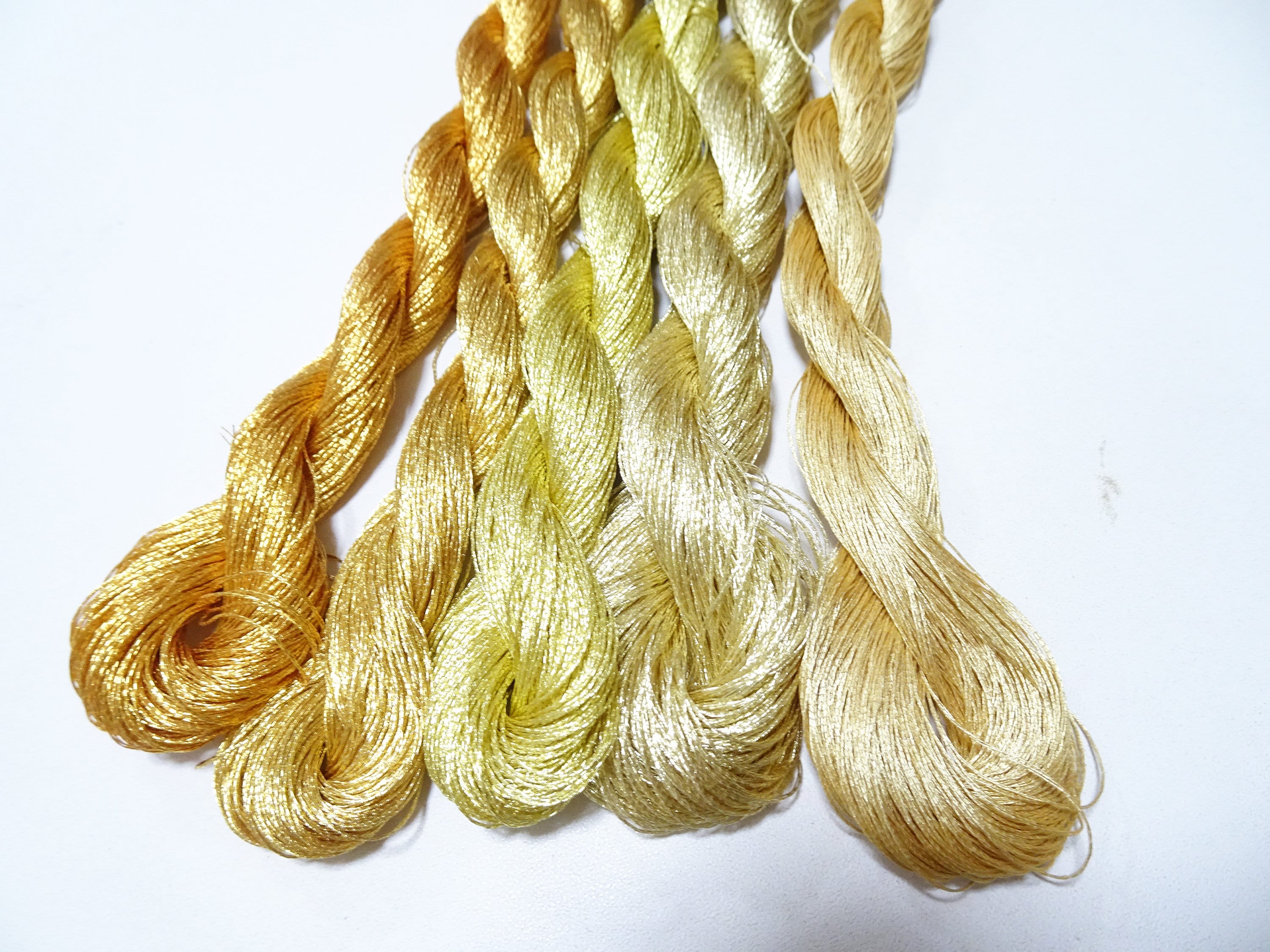 Japanese Vintage Rare Triple Twist Gold Leaf Thread 5sets Embroidery ...