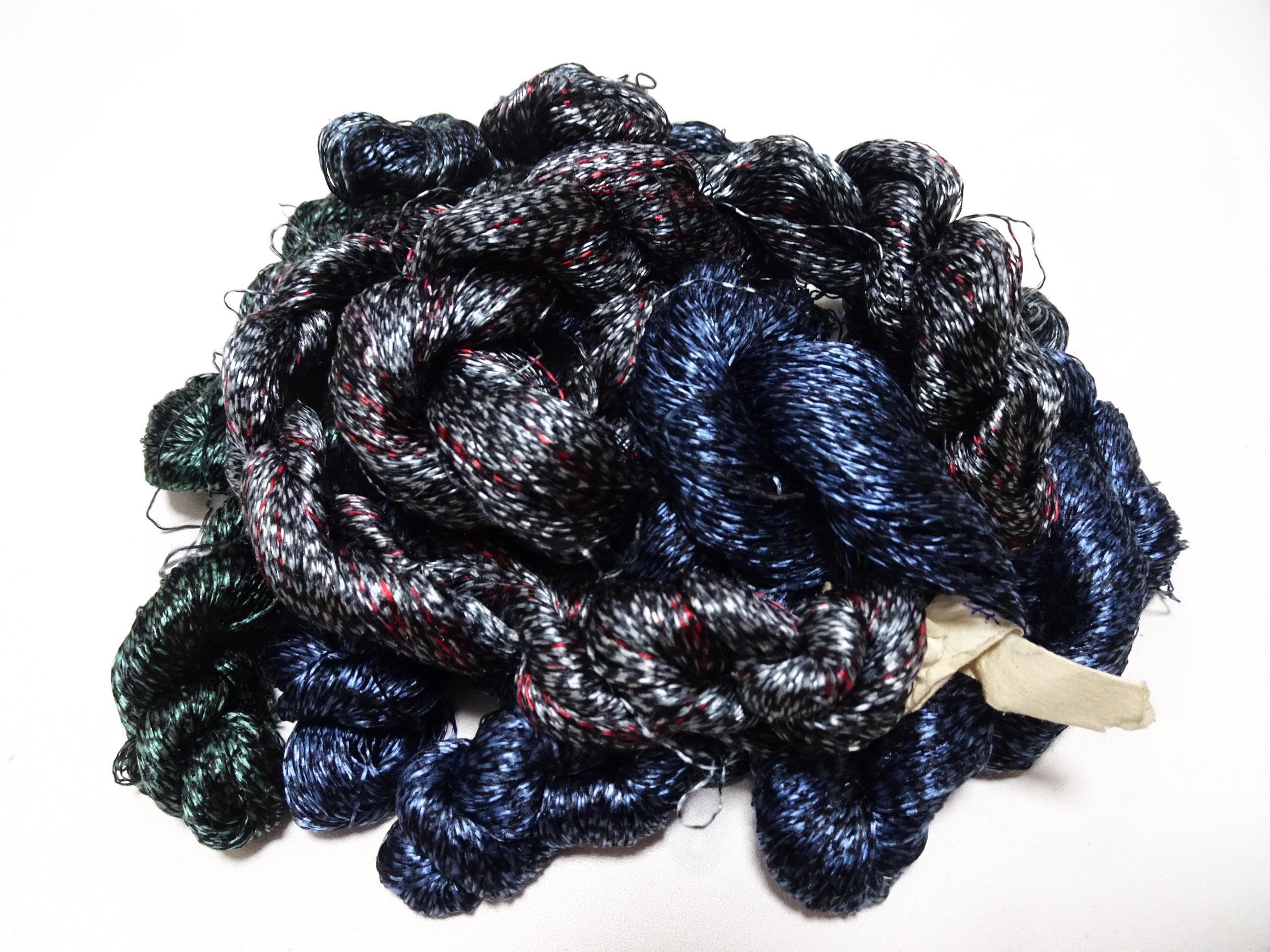 日本製ヴィンテージ 超希少 藍泥染め 絣 ゆる撚り 絹糸 セット 刺繍