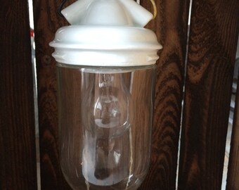 Vintage Industrial German Porzellan Glas Kolben Lampe