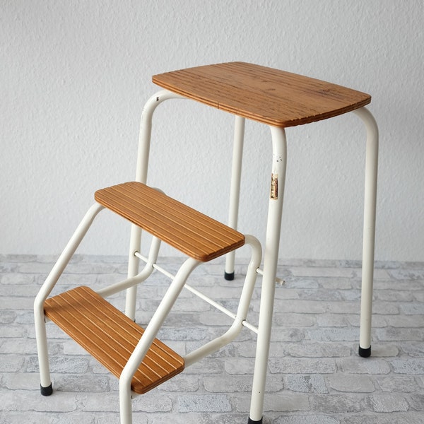 Vintage stool step ladder white metal wood 70s flower bench kitchen stool flower ladder Tiny